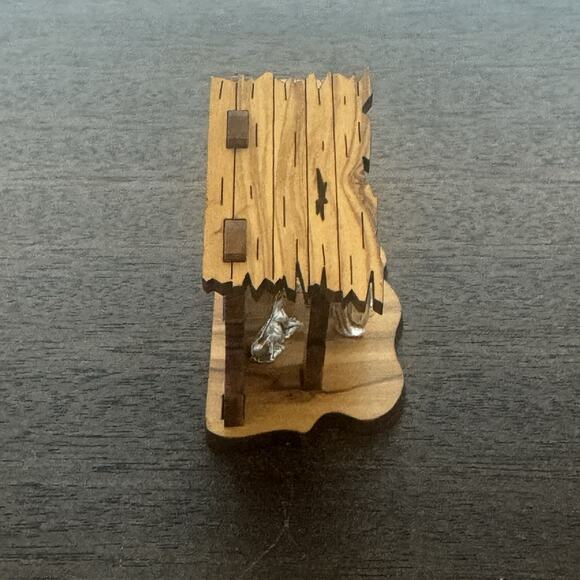 Nativity Made from Italian Olive Wood Handcrafted by Clarisse Sisters of Alabano - Picture 7 of 13